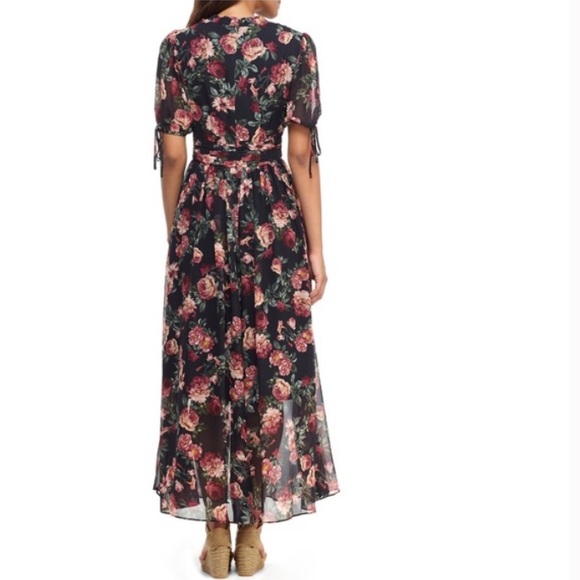 Gal Meets Glam Collection Ashlynn Floral Dress - Picture 2 of 12